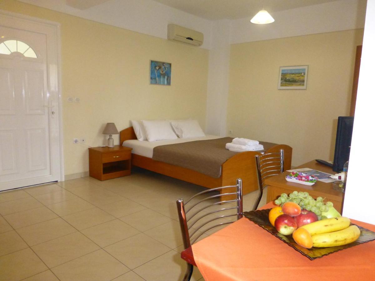 Pavloudis Apartments Psakoudia Luaran gambar