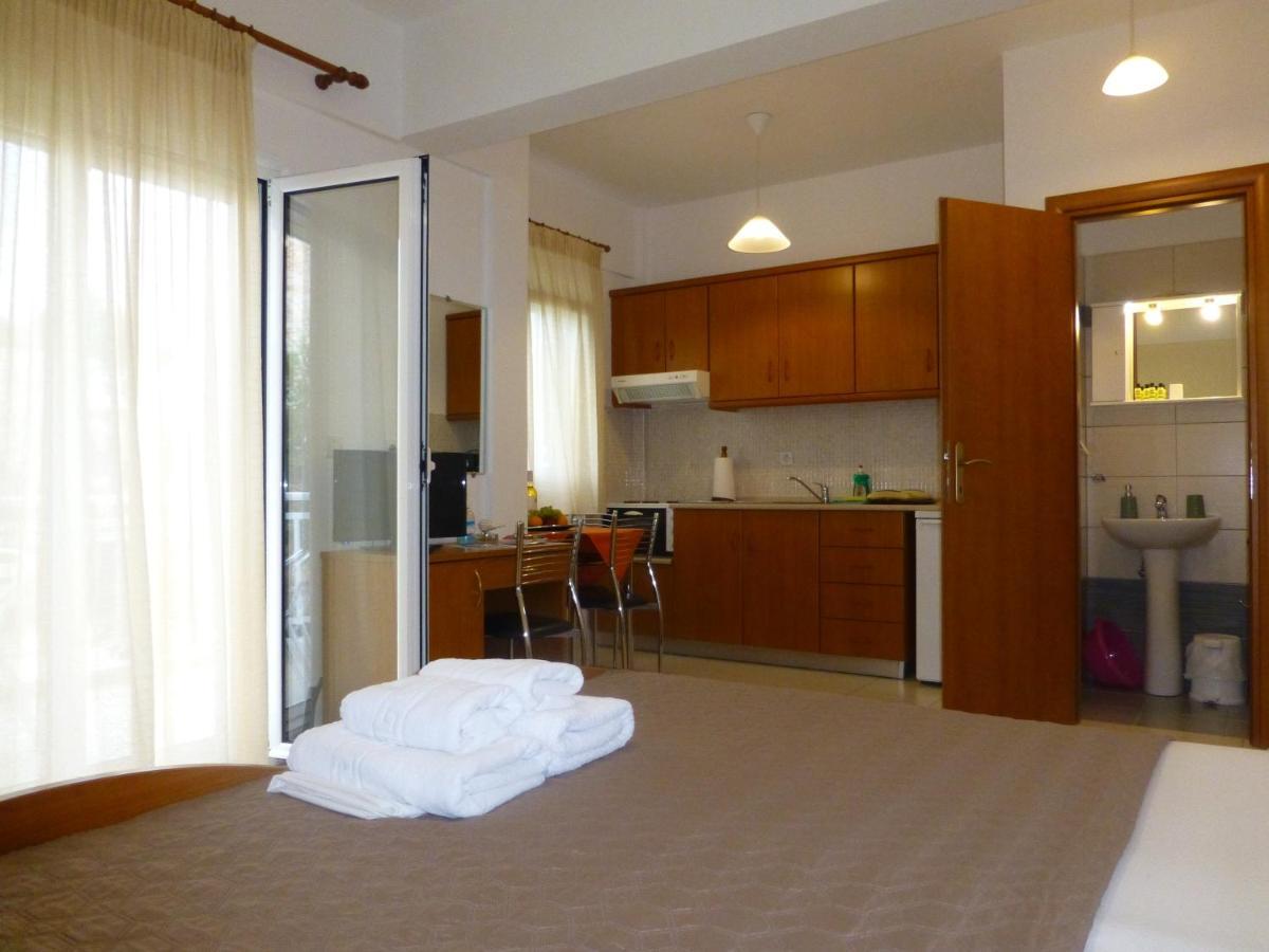 Pavloudis Apartments Psakoudia Luaran gambar