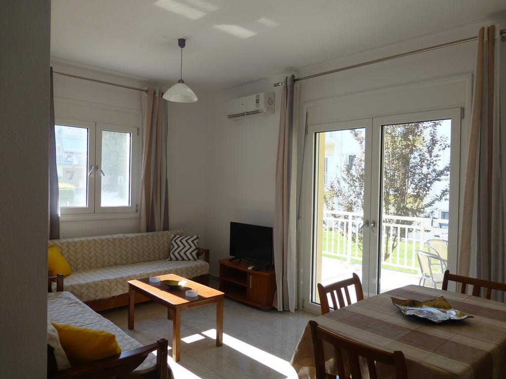 Pavloudis Apartments Psakoudia Luaran gambar